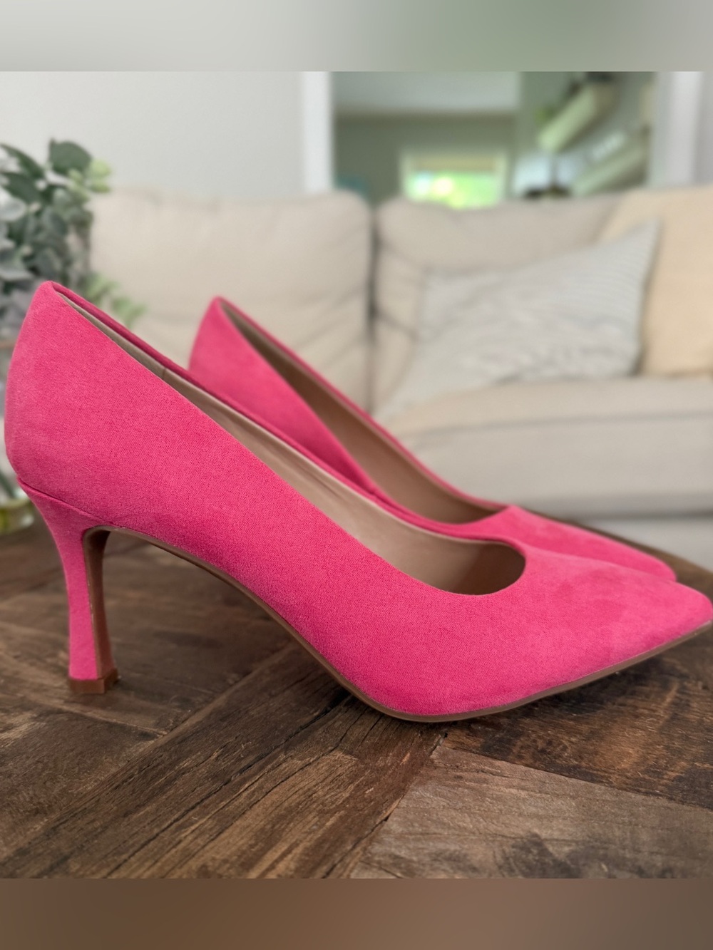 Kelly & Katie Hot Pink Suede Mid Heel Pumps